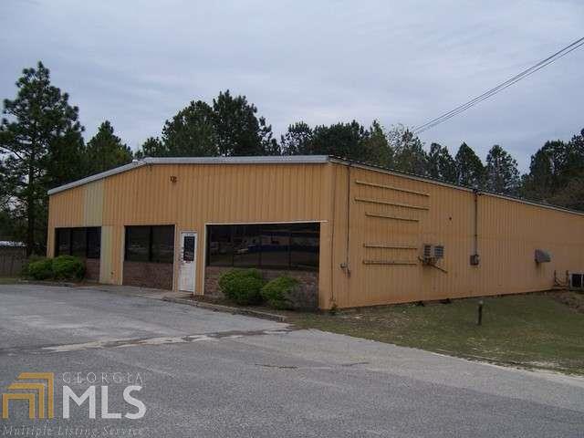 814 S Main St - Photo 1