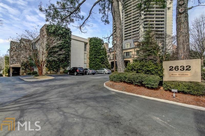 2632 Peachtree Rd - Photo 1