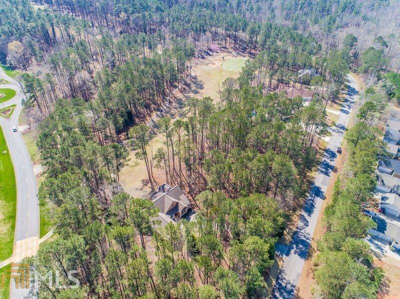 1020 Lake Dr - Photo 1