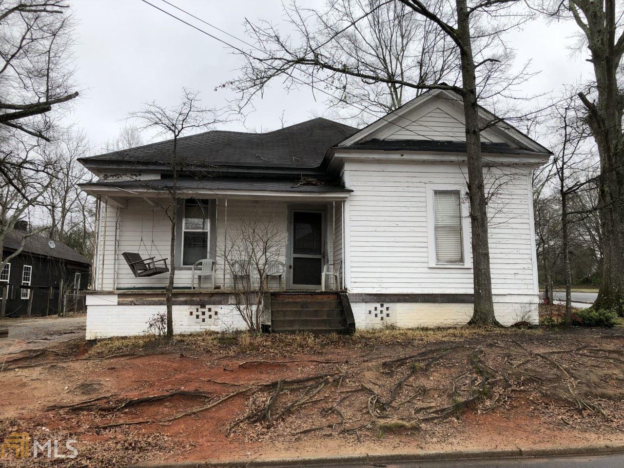 438 Palace St - Photo 1