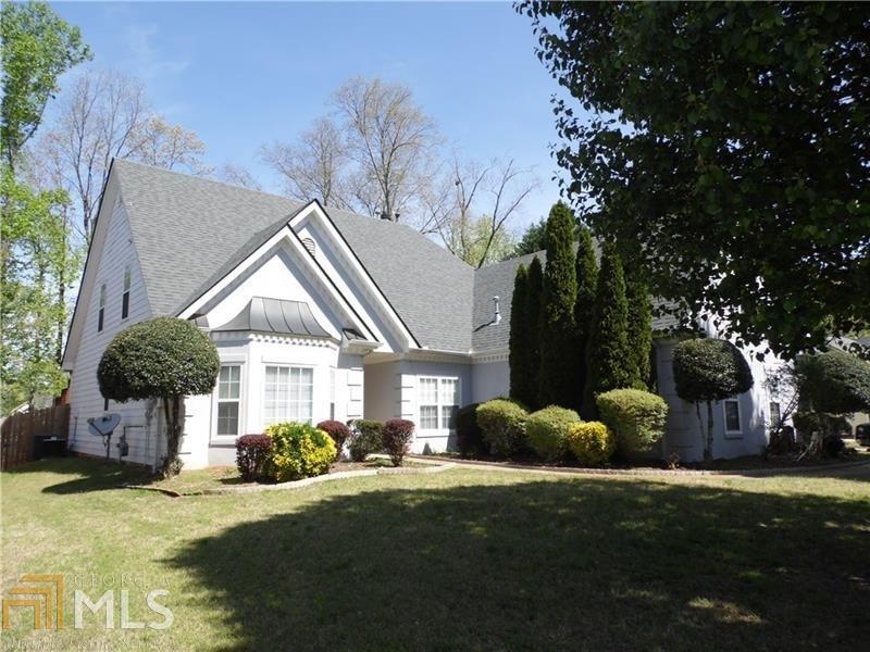 920 Georgian Hills Dr - Photo 1
