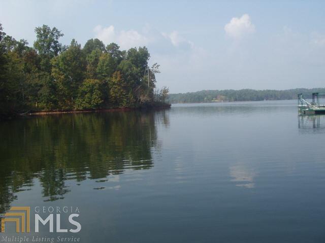 1043 Riverside Dr - Photo 1