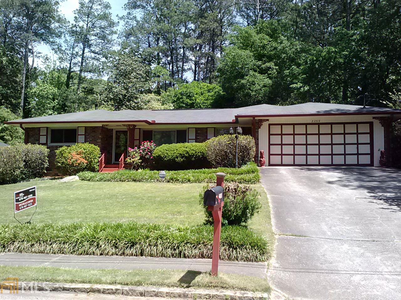 2268 Saratogo Dr - Photo 1