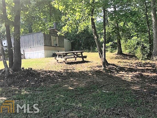 35 Lakewood Dr - Photo 1