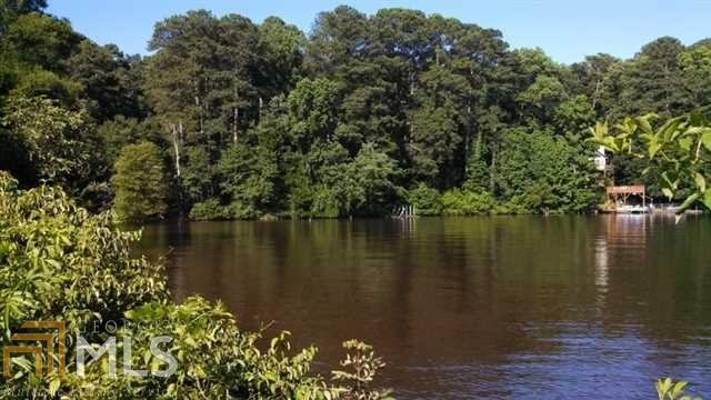 8800 Lake Dr - Photo 1