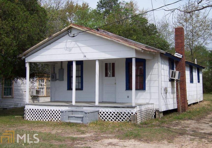 219 Church St - Photo 1