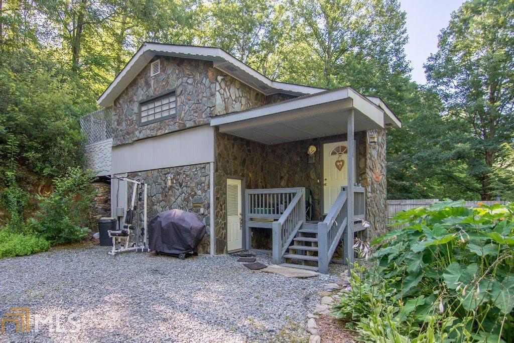 2488 Lucius Rd - Photo 1