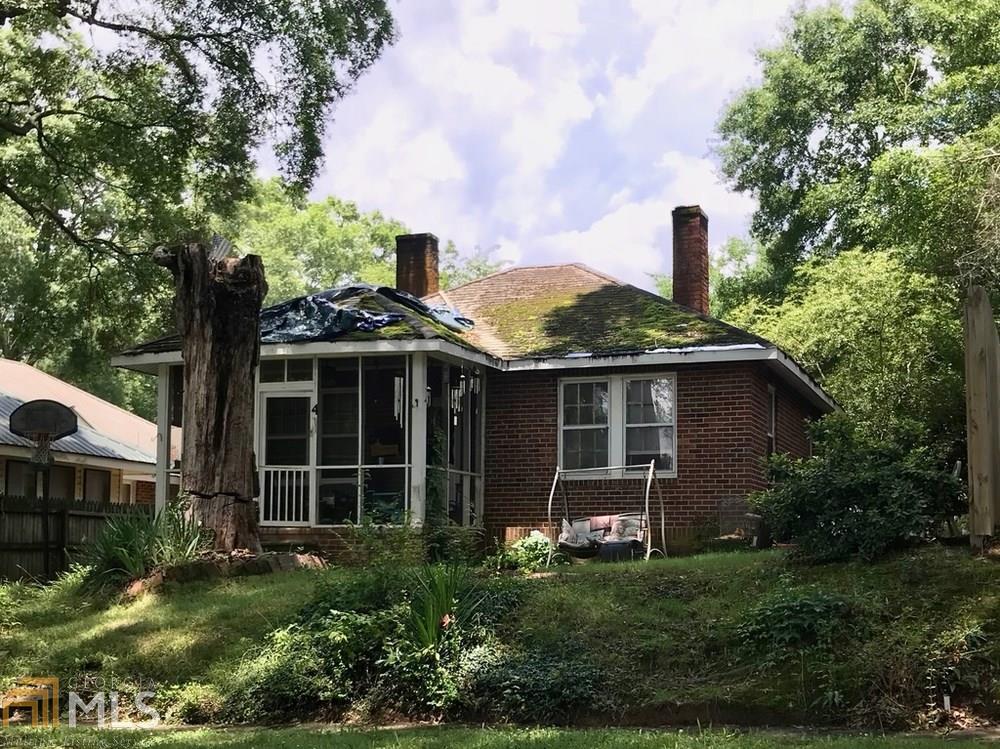 4 Locust St - Photo 1