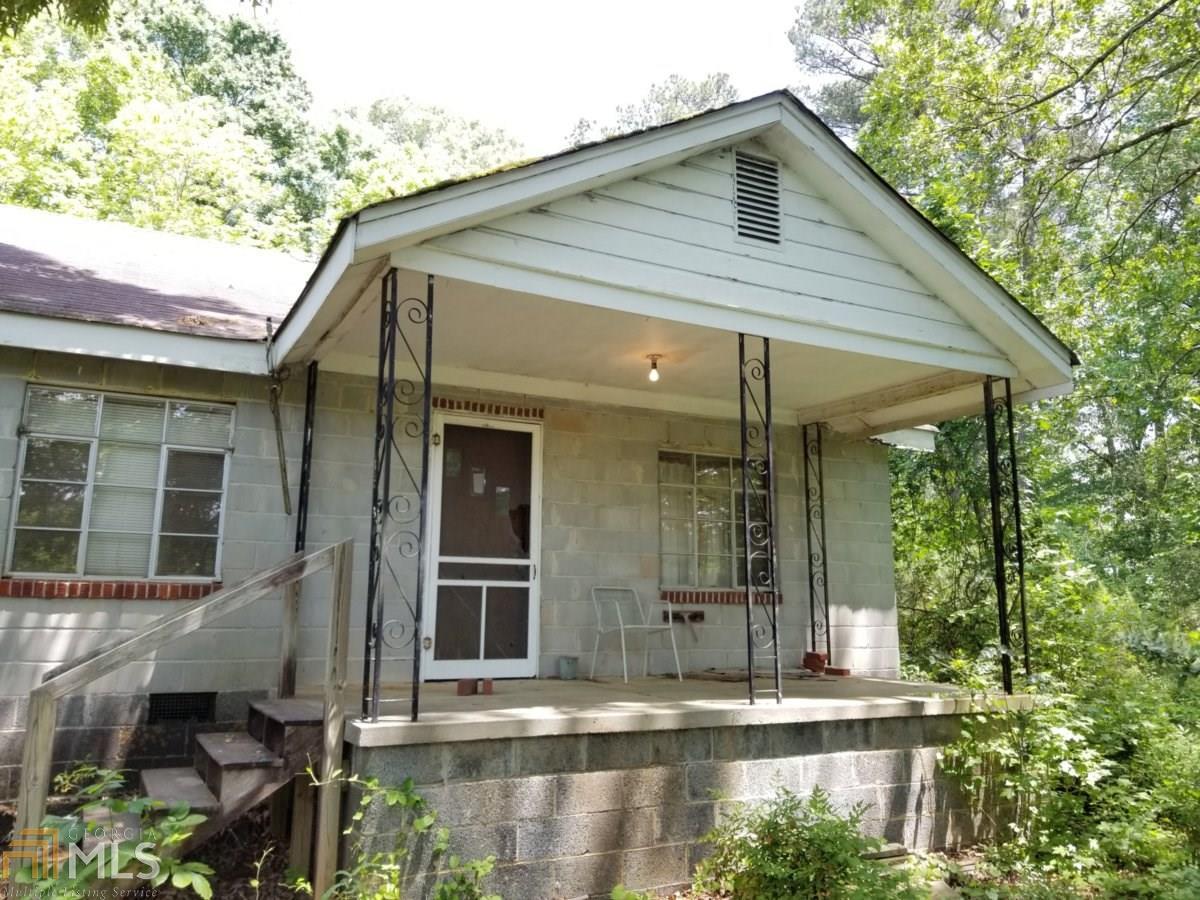 862 Stephenson - Photo 1
