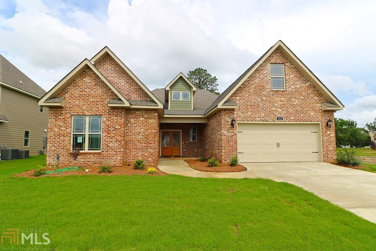 202 Sidney David St - Photo 1