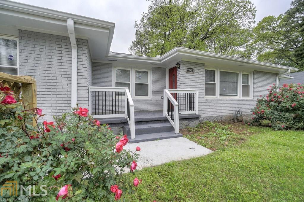 2951 Glenwood Ave - Photo 1