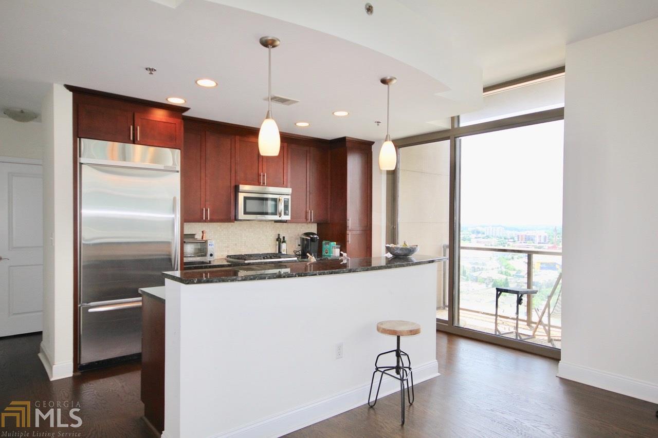 270 17th St - Photo 1