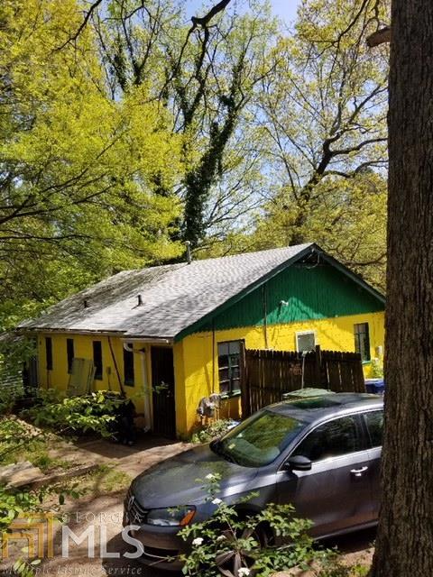 2417 Lakewood Ave - Photo 1