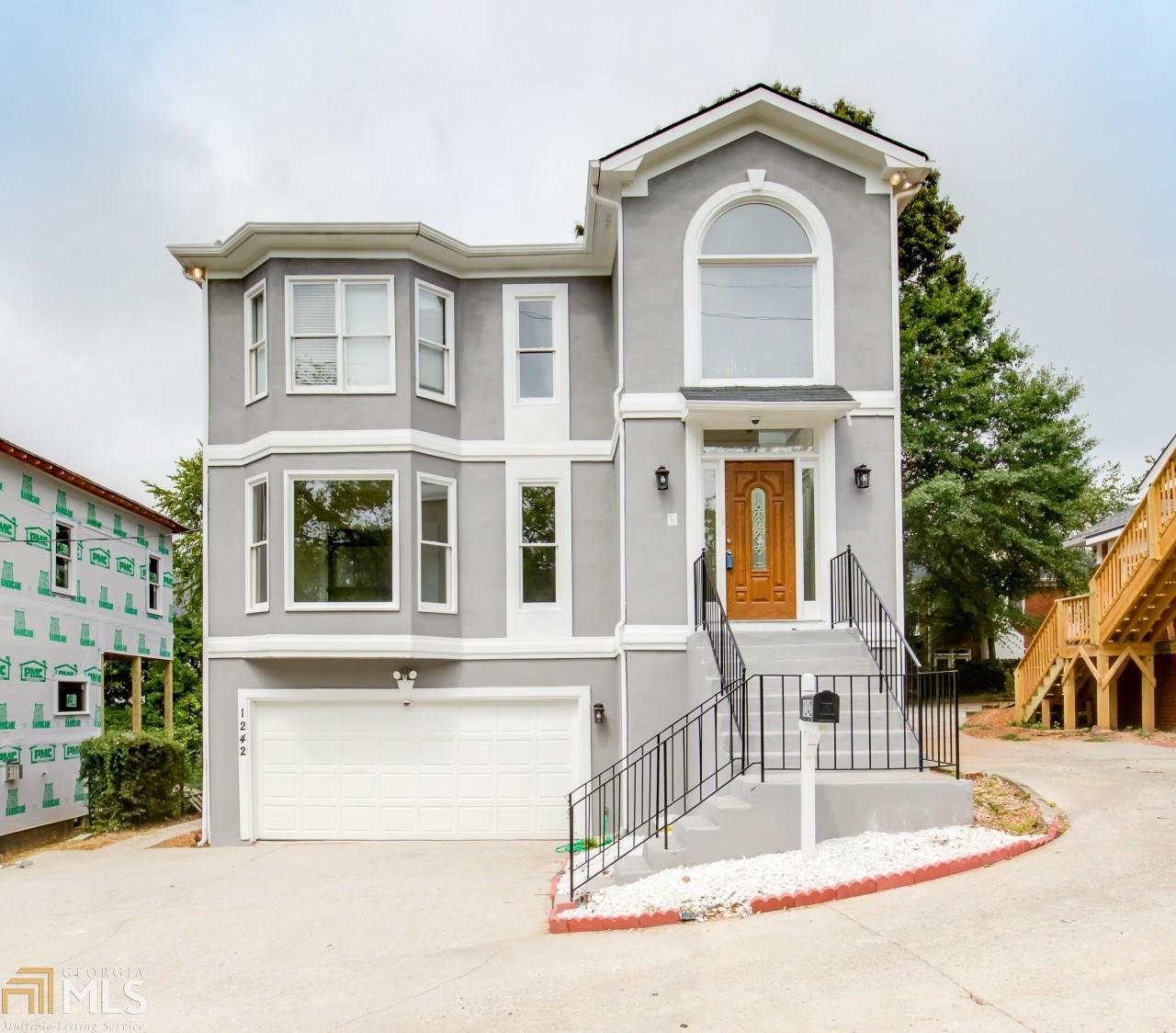1242 Monroe Dr - Photo 1