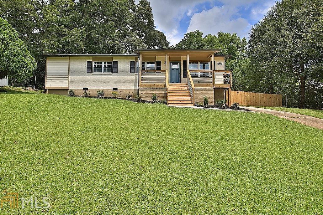 1886 Akron Dr - Photo 1