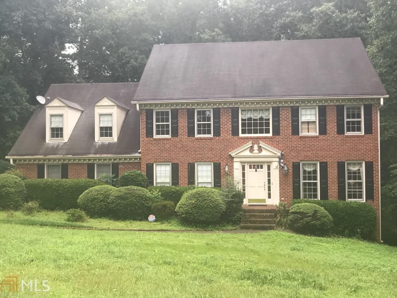 5888 Ashridge Ct - Photo 1