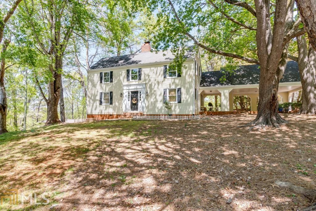 2220 Colonial - Photo 1