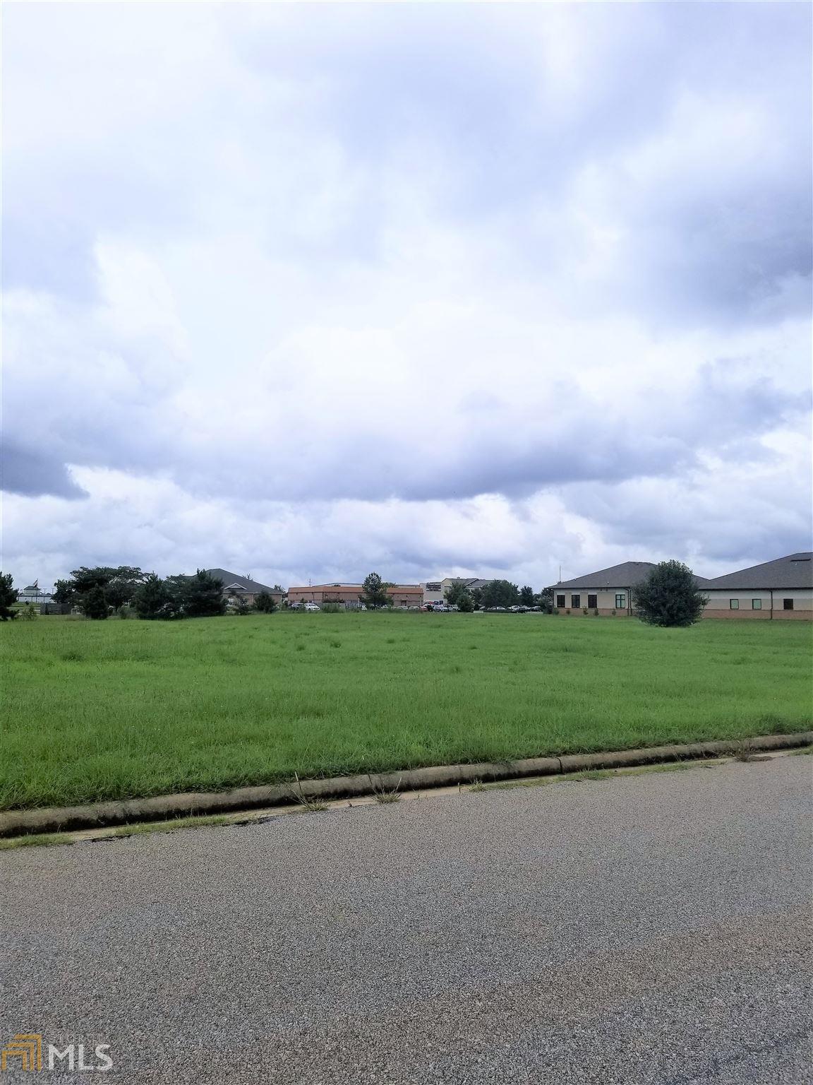 114 Tommy Stalnaker Dr - Photo 1