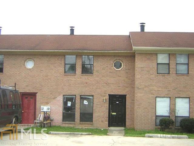 1027 Green Valley Dr - Photo 1