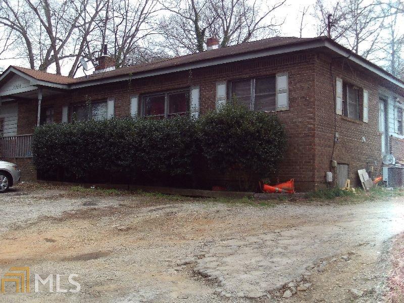 2560 2nd Ave - Photo 1