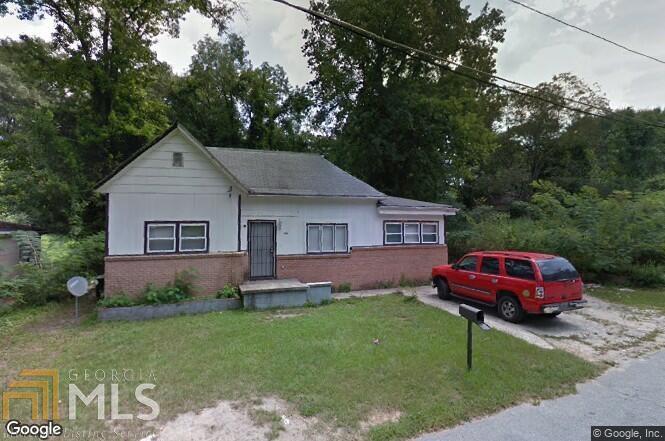 839 Wood St - Photo 1
