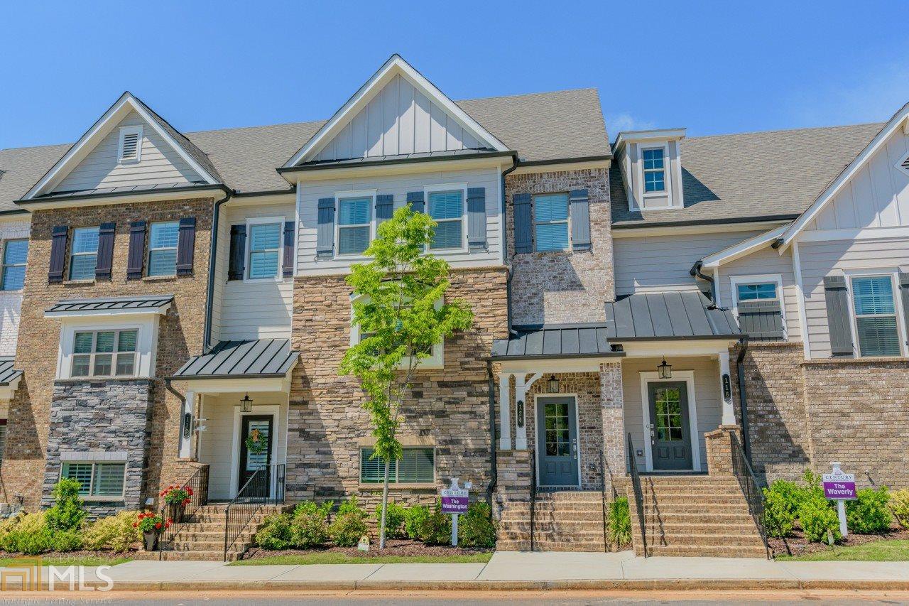 596 Henry Dr - Photo 1