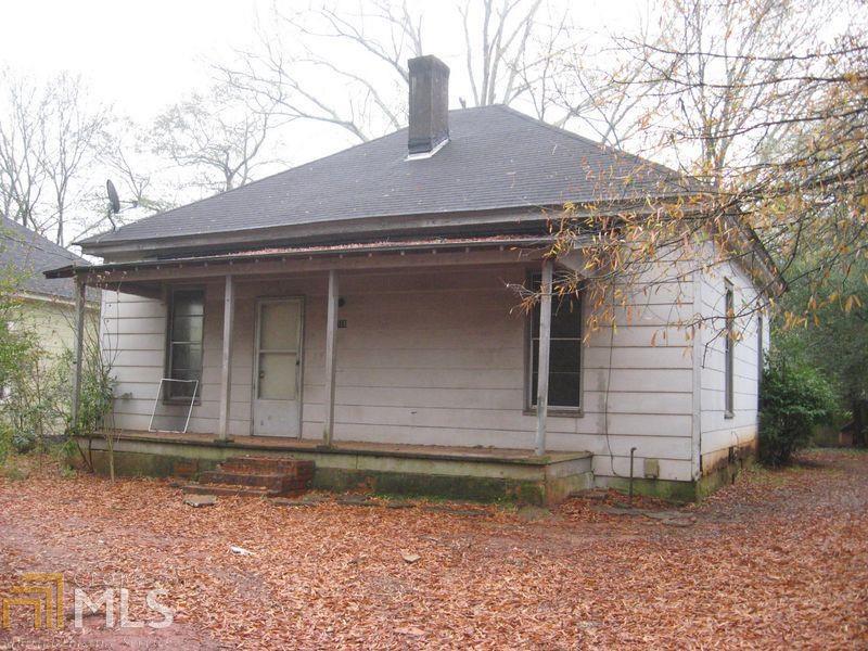 1018 Broad St - Photo 1