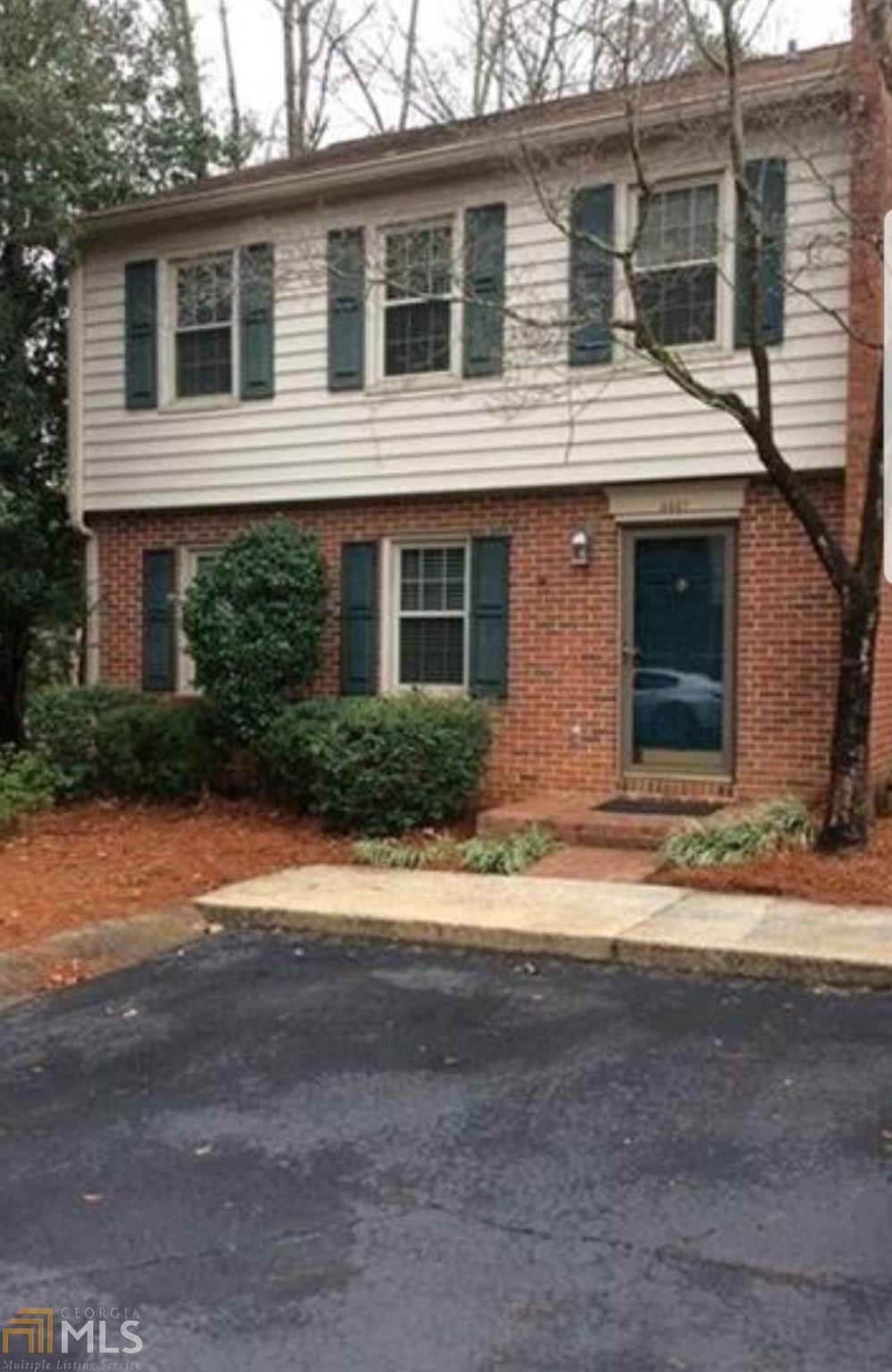 3447 Ashwood Ln - Photo 1