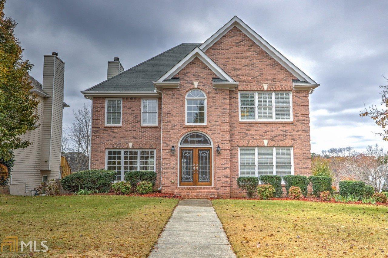 205 Forest Ct - Photo 1