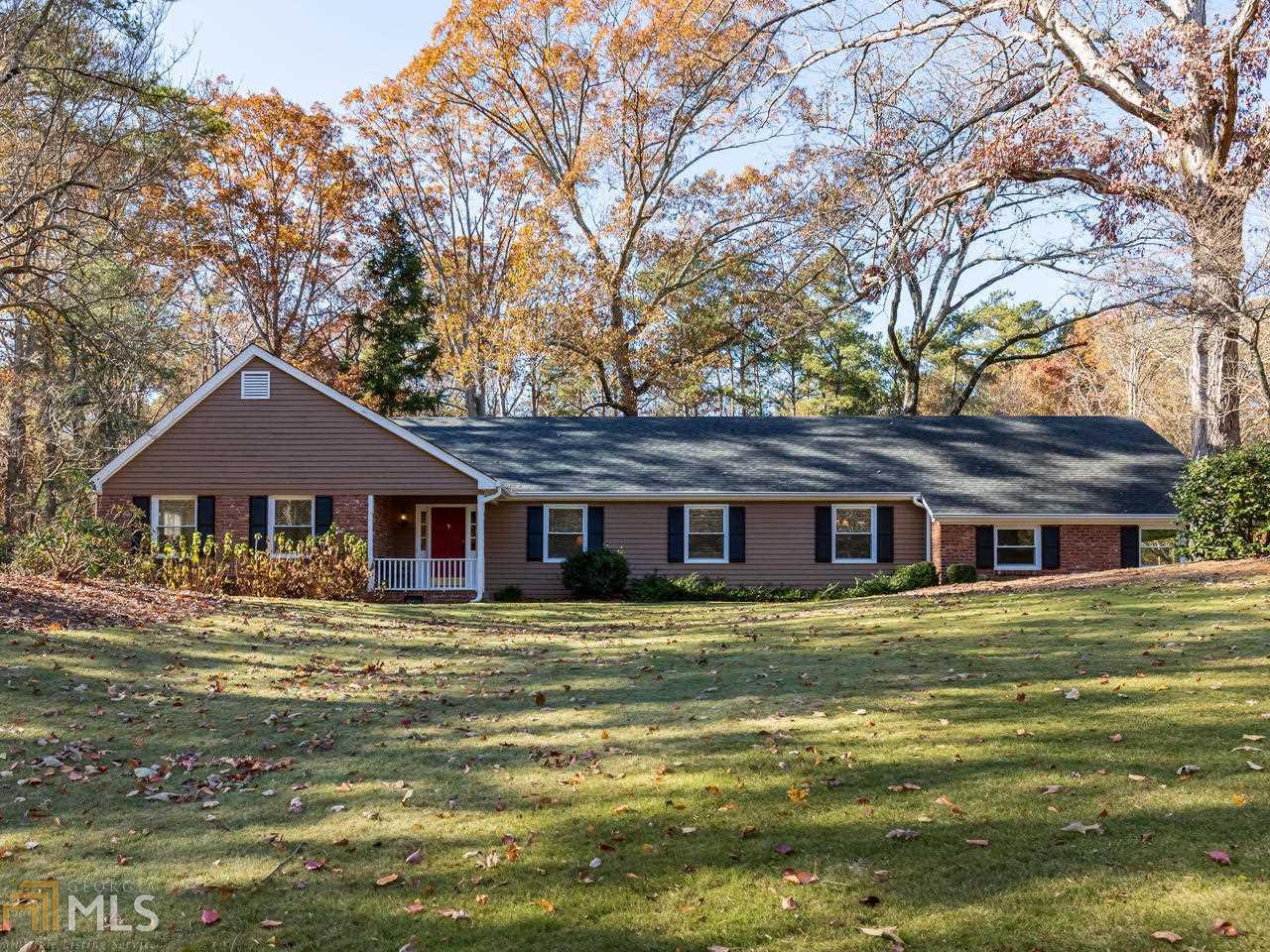 1570 Huntingdon Trl - Photo 1