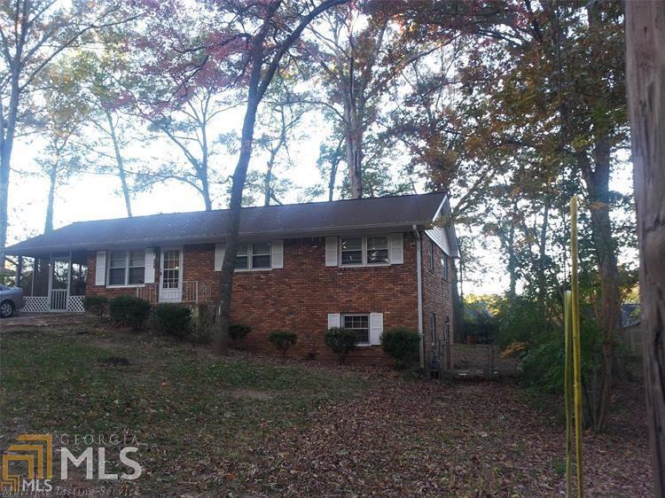 5943 Meadowview Rd - Photo 1