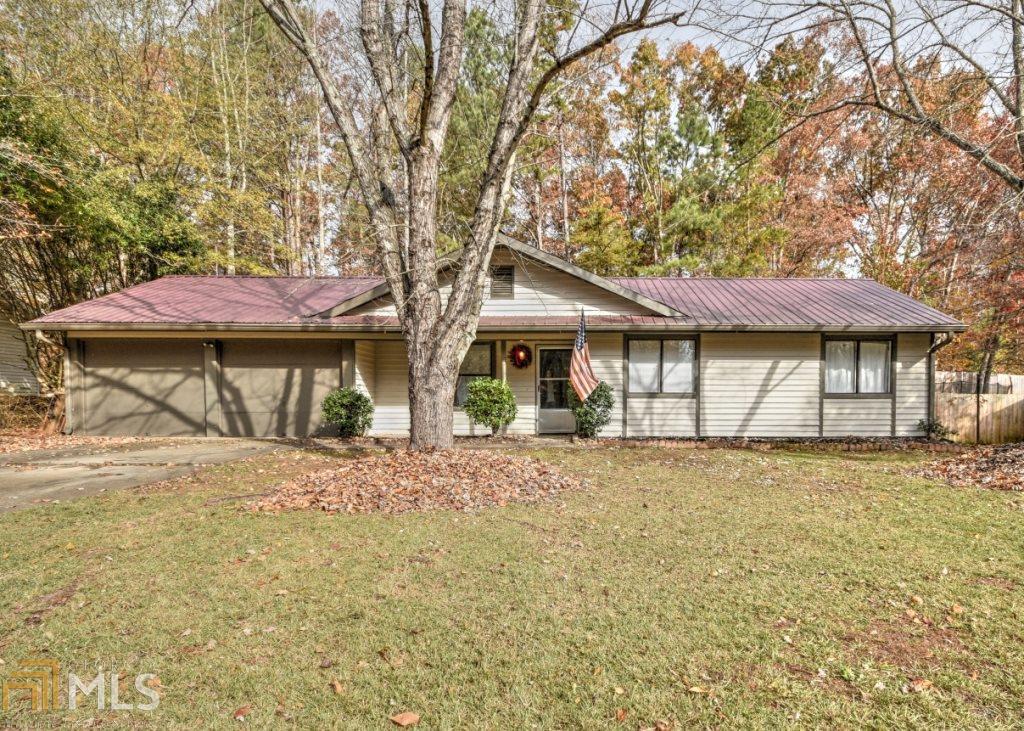 4655 Lois Dr - Photo 1