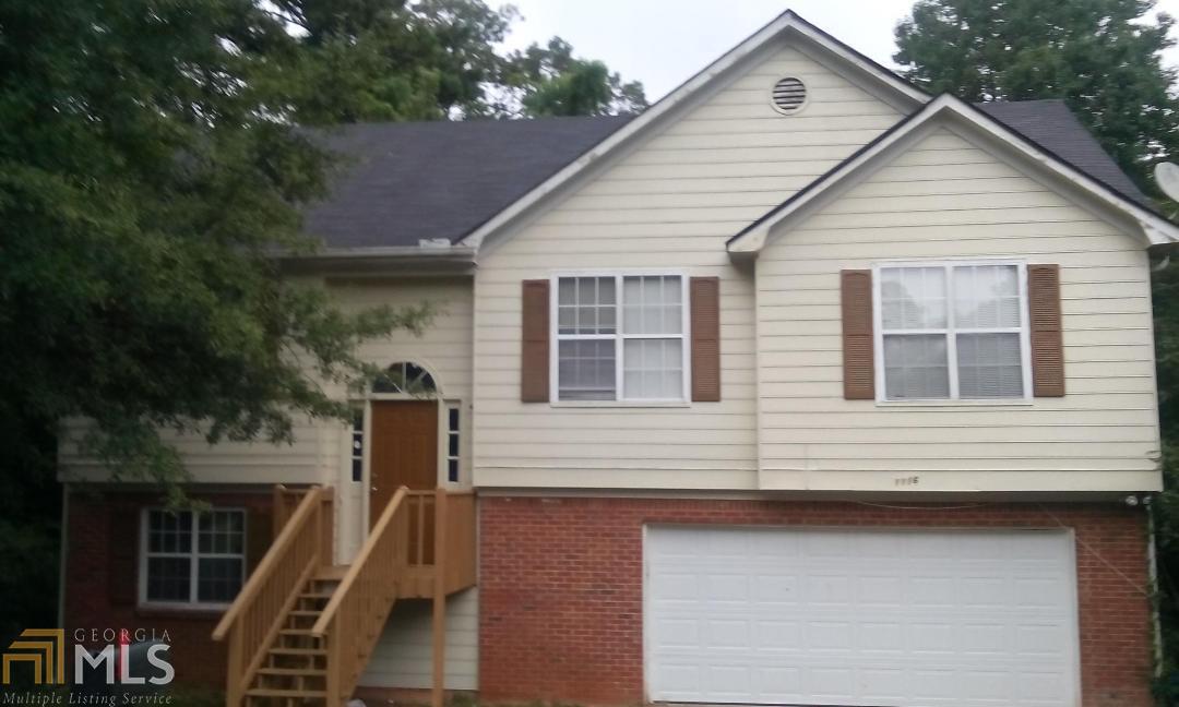 1116 Oakwood Manor Ct - Photo 1