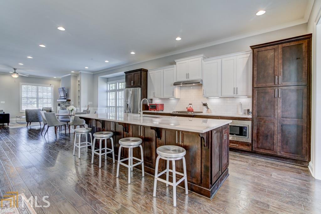 7015 Senaca Ct - Photo 1