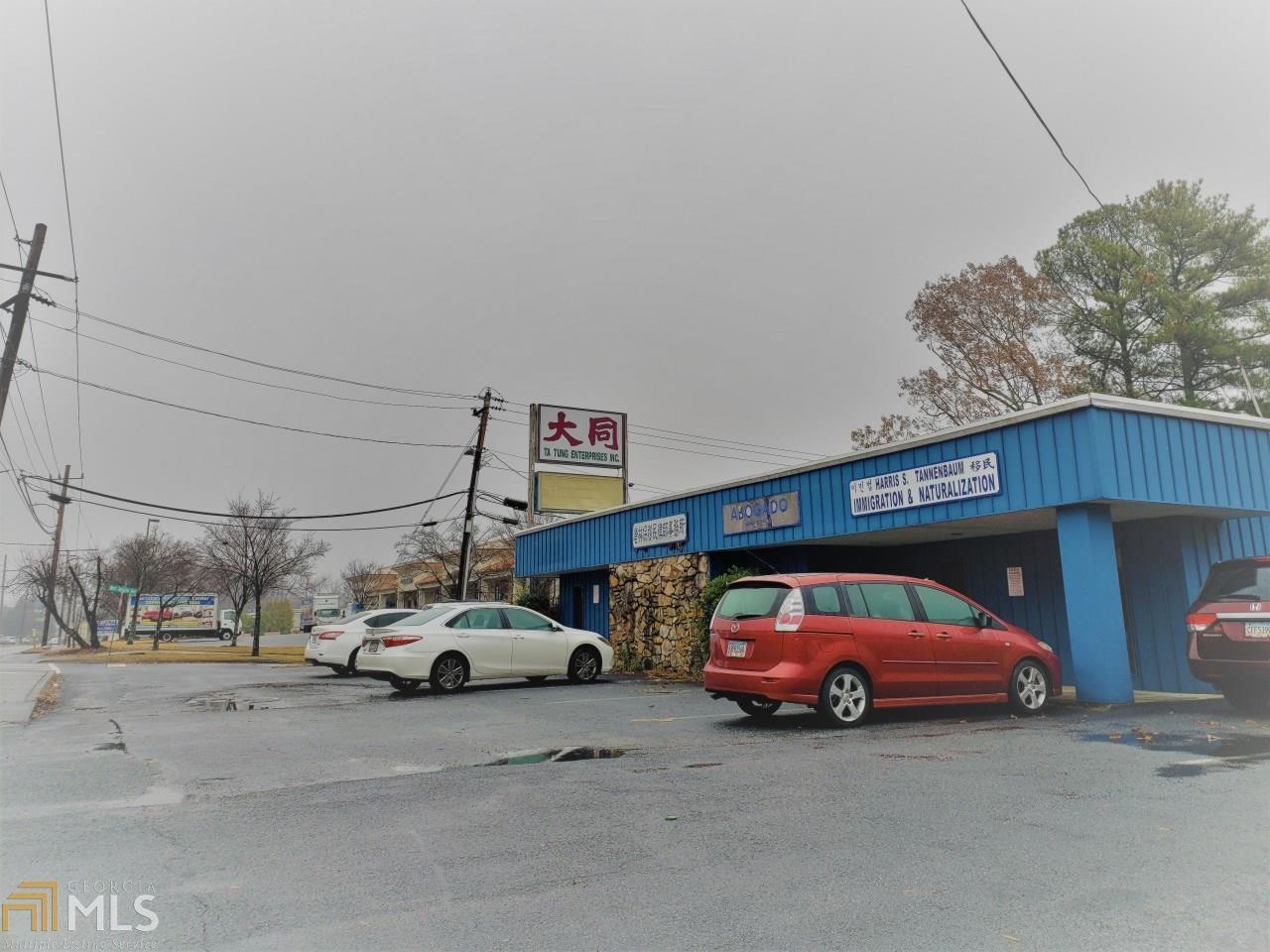 5537 New Peachtree Rd - Photo 1