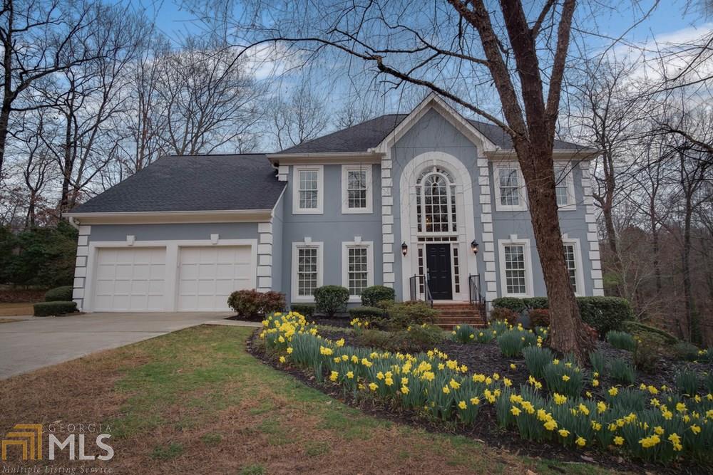 210 Sandridge Ct - Photo 1