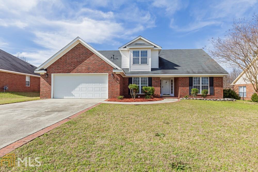 3913 Nantucket Cir - Photo 1