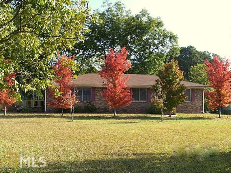 4389 Thompson Dr - Photo 1