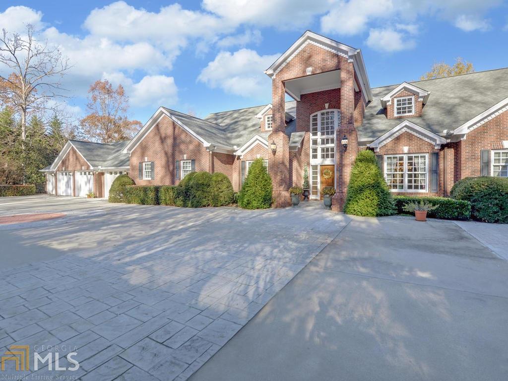 1558 Walters Rd - Photo 1