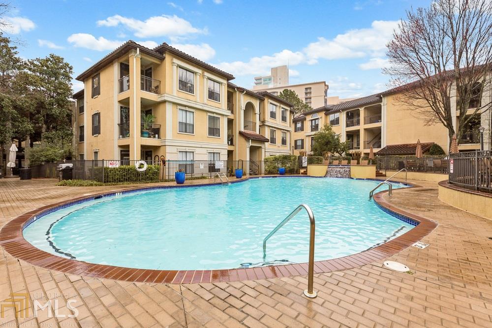 3777 Peachtree Rd - Photo 1