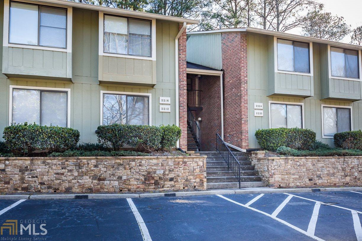 2212 Runnymeade Ridge - Photo 1