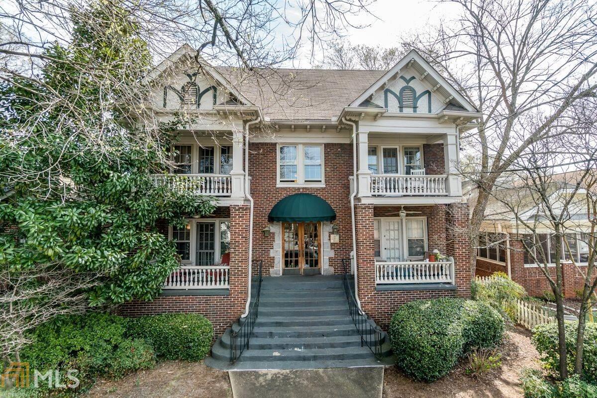 1071 Highland Ave - Photo 1