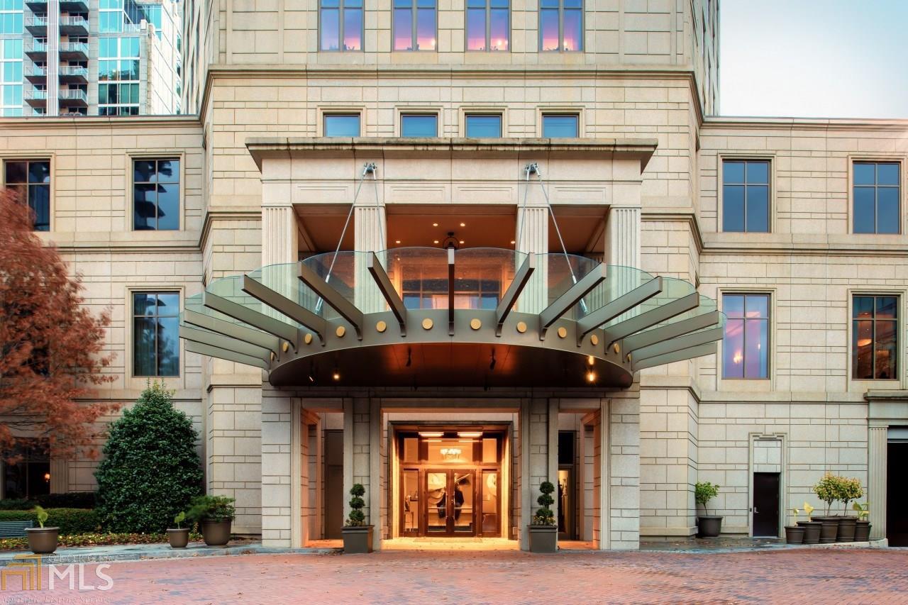 3376 Peachtree Rd - Photo 1