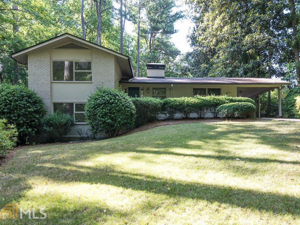 2800 Mornington Dr - Photo 1