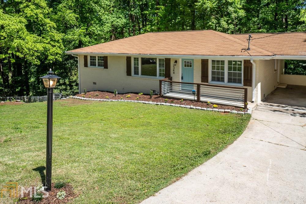 2348 Oakridge Ct - Photo 1