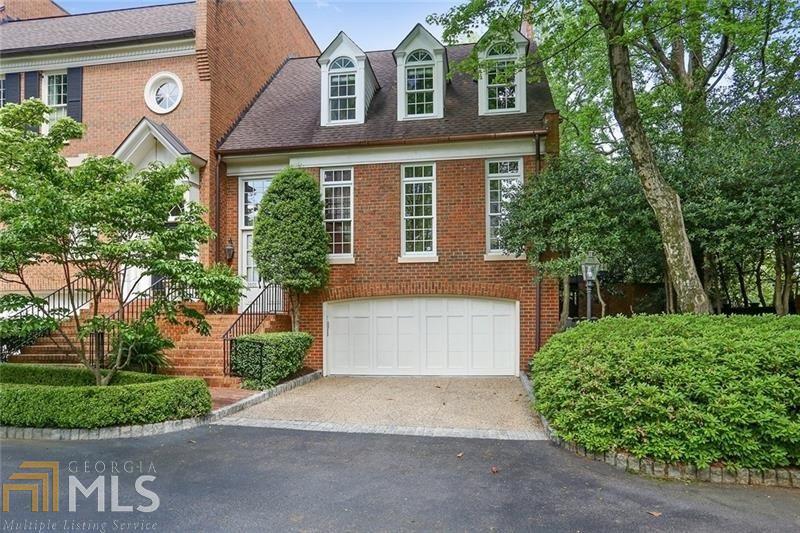 2601 Peachtree Rd - Photo 1
