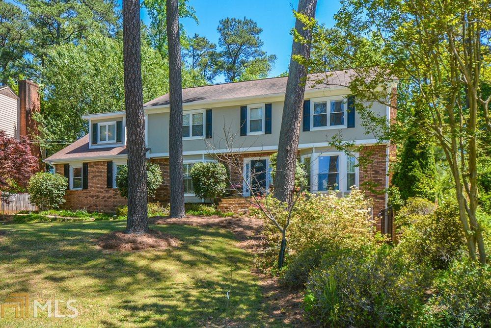 5590 Bunky Way - Photo 1