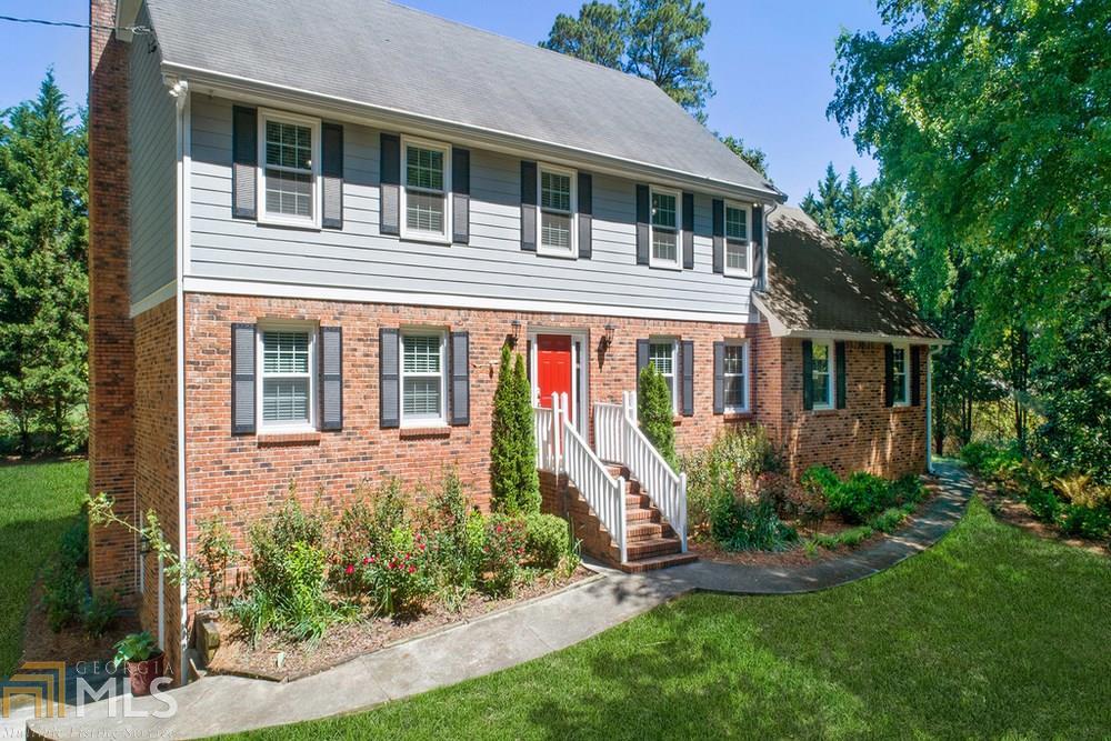 5090 Spalding Dr - Photo 1
