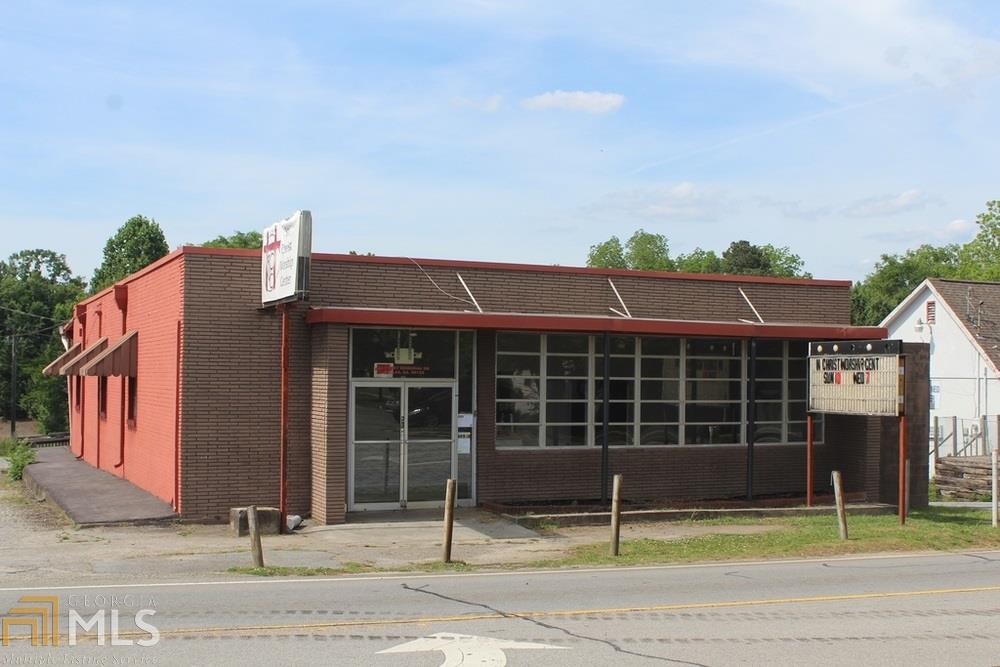 251 Memorial Dr - Photo 1
