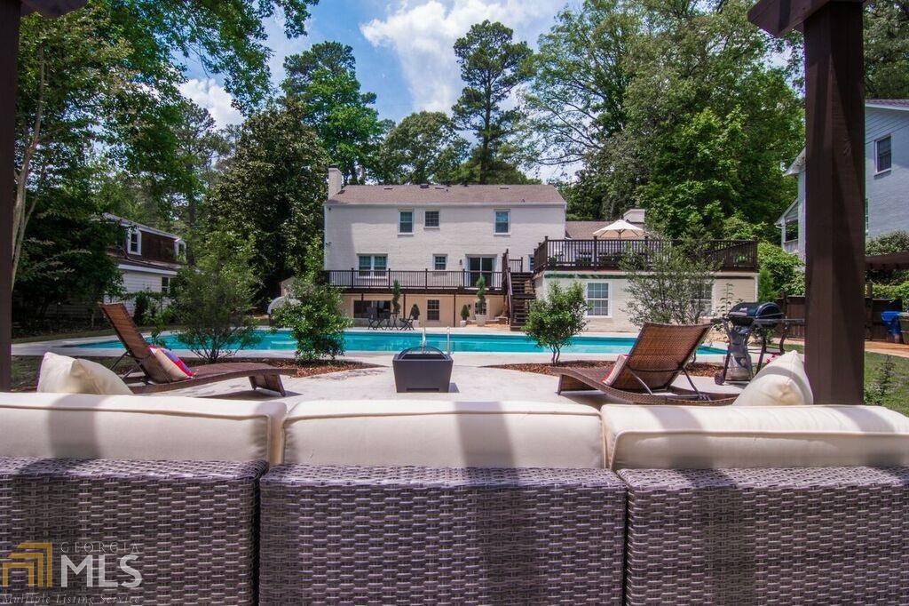 2543 Northside Dr - Photo 1